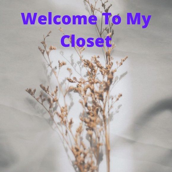 Welcome to my closet - Picture 1 of 1